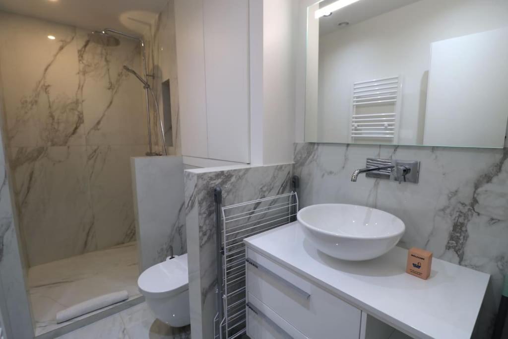 Neuf & Cosy - 2 Chambres - 11E Paris Eksteriør bilde